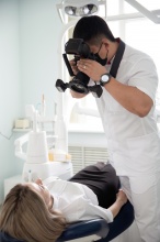 Фотогалерея стоматологической клиники Мегадент - врачи за работой